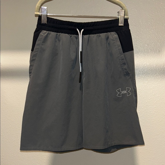 Under Armour Other - Under Armour youth Charcoal and Black shorts